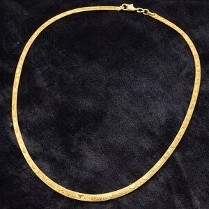 Vintage Textured Heart Necklace Gold Tone 18” Romantic Statement Chain